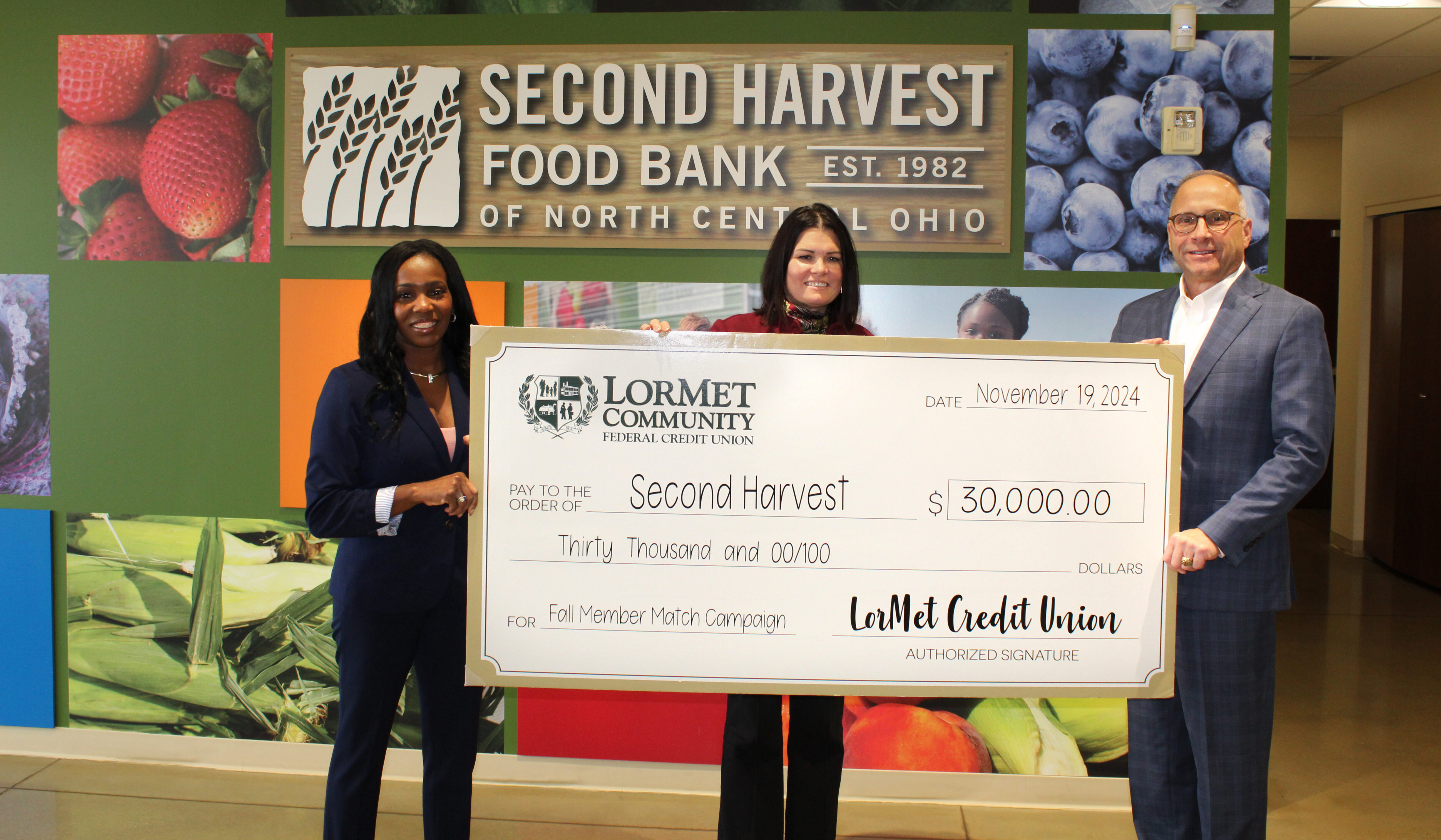 LorMet President, Vice President, and President of Second Harvest Food Bank Reaching Goals